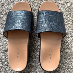 Vionic Trista Slide Sandal